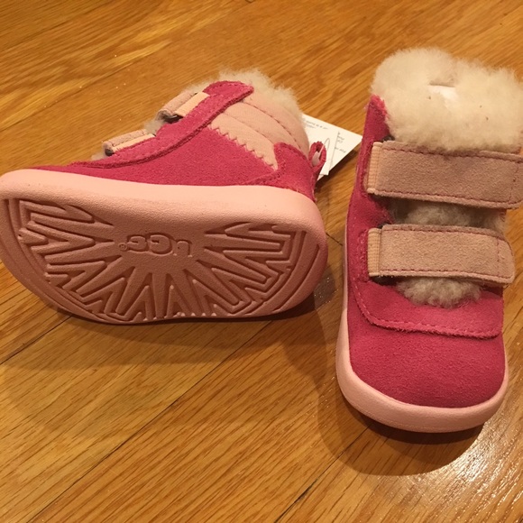 UGG Pritchard Genuine Shearling Lined Baby Bootie - Picture 2 of 7